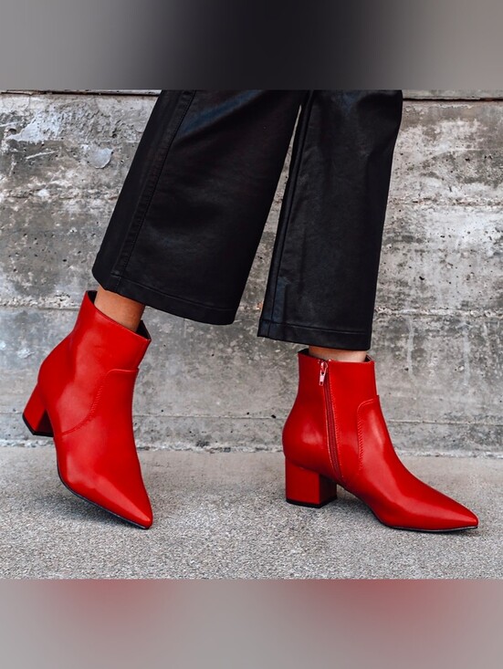 Lulus Shoes - Lulus Red Pointed Toe Ankle Booties with Block Heel Sz8 New Without Tag